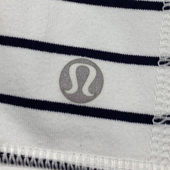 Lululemon In Stride Jacket Quiet Stripe White Deep Indigo / Deep Indigo Size 2 - Picture 6 of 7